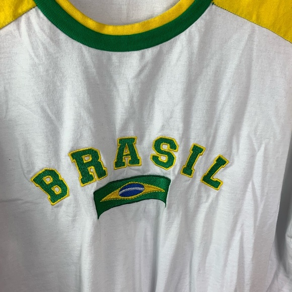 Men’s Large Brazil T short . - Picture 2 of 6